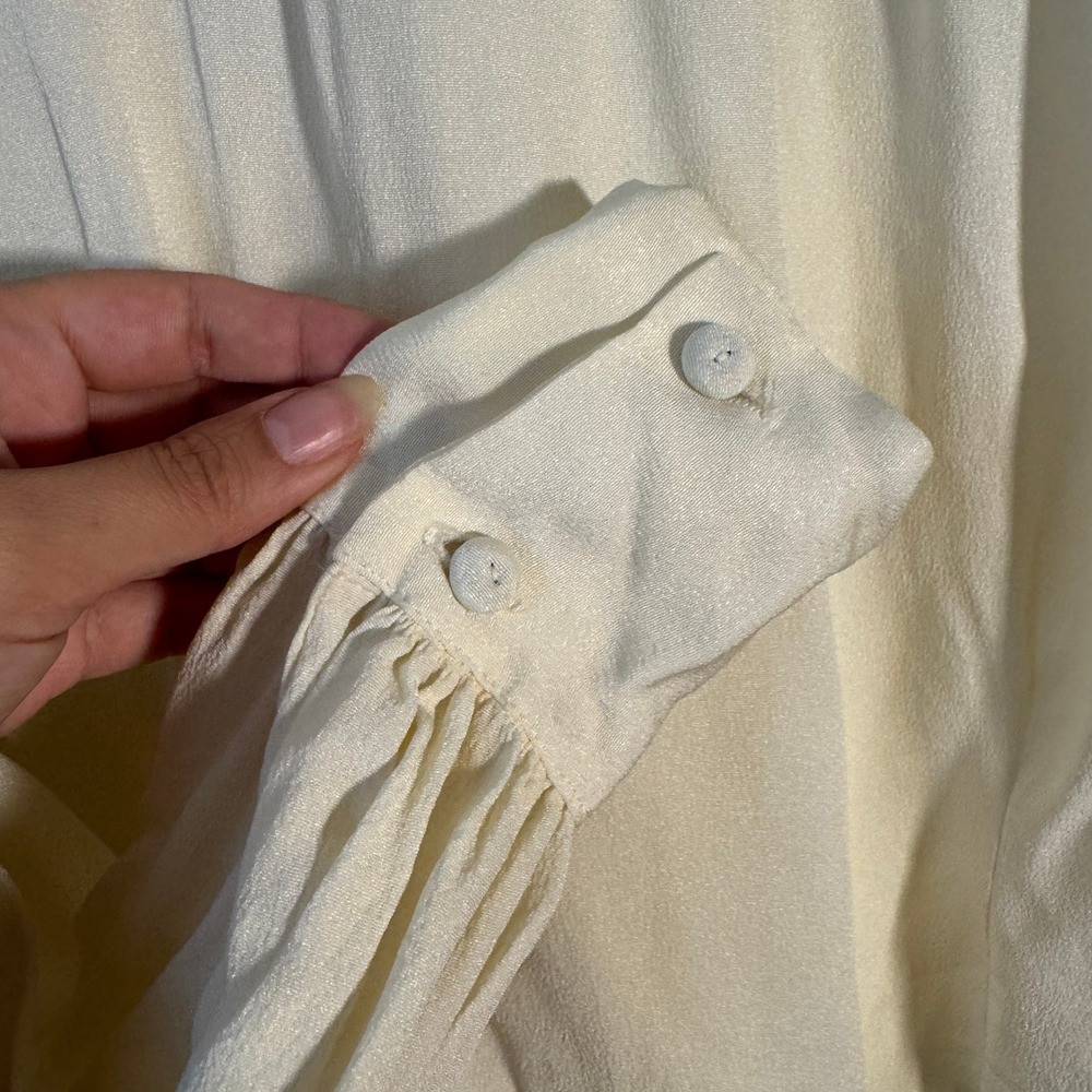 True Vtg 70s Arlene of Hollywood Cream Crepe Blouse Piratecore Edwardian S - Picture 9 of 11